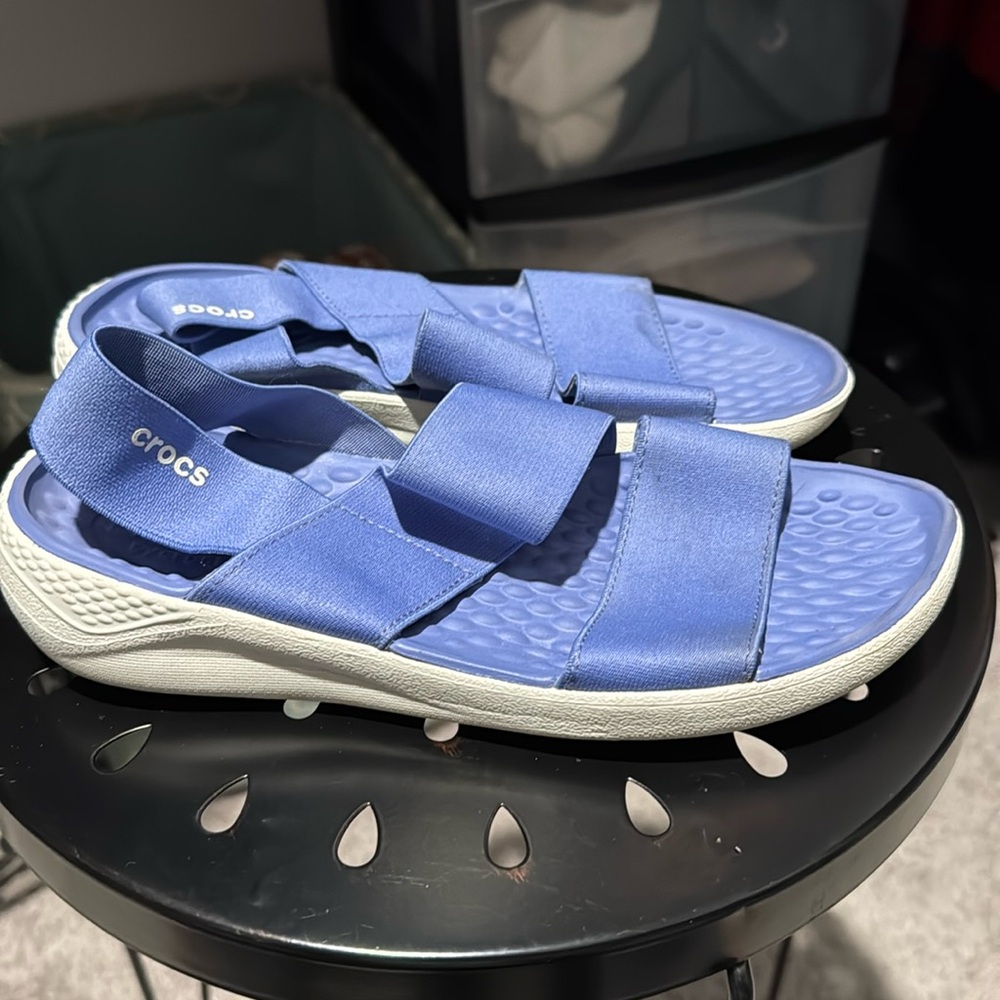 Women’s sandals